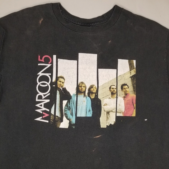 GUC Early 2000s Maroon 5 band tee - Picture 2 of 4